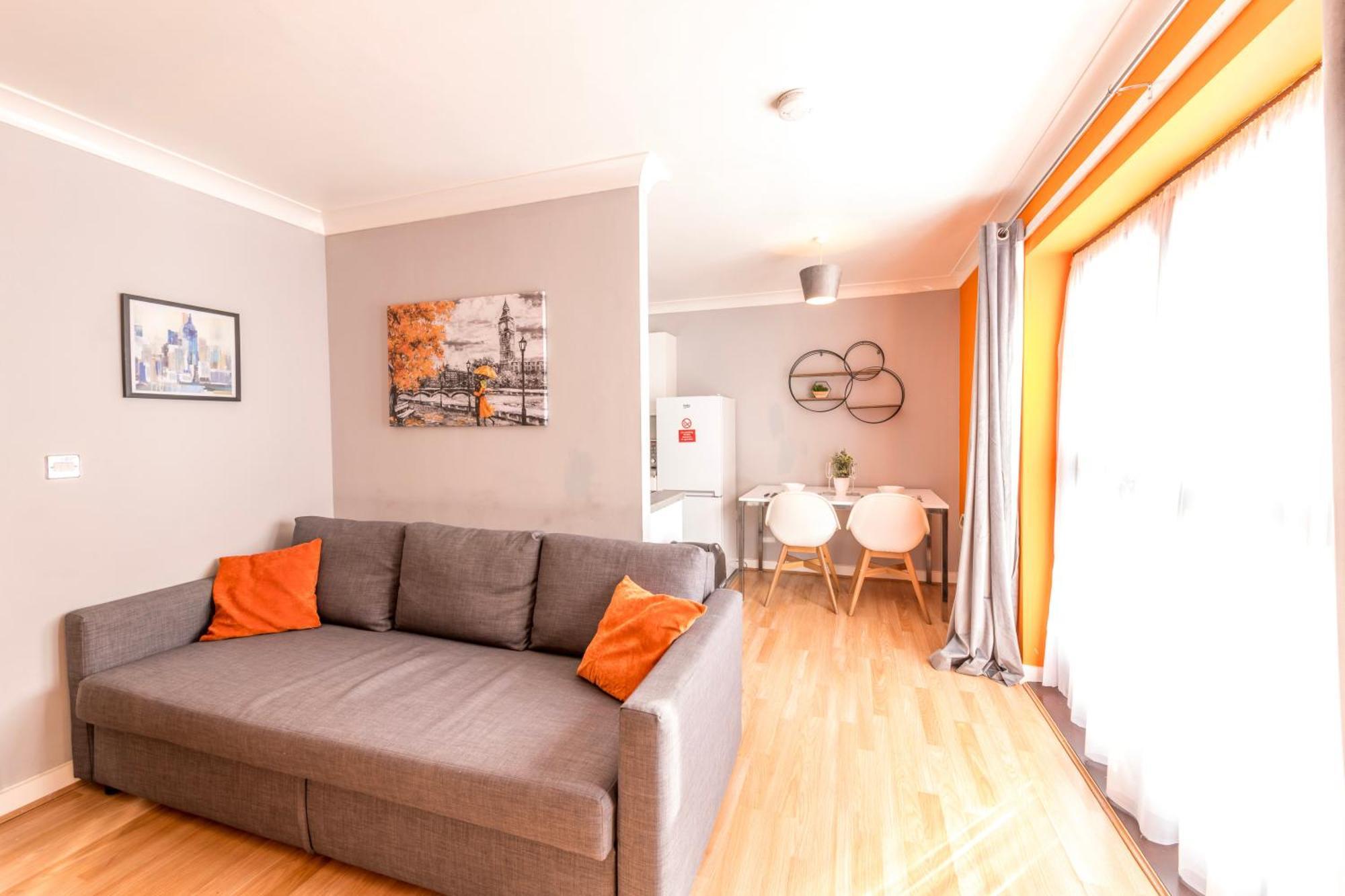 Prime Location - Modern City Apartment! Bristol Buitenkant foto